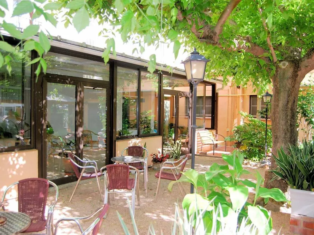 Hostal Fabrellas Caldes de Malavella Spain