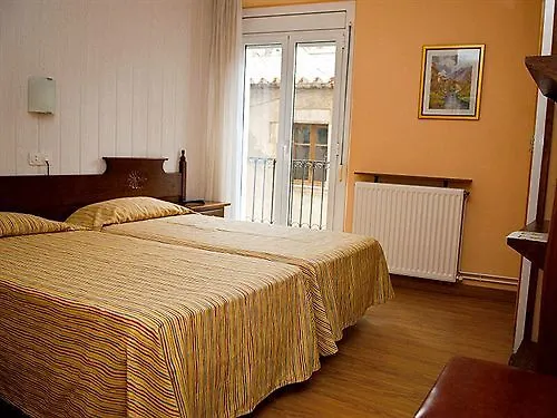 Gæstehus Hostal Fabrellas Caldes de Malavella