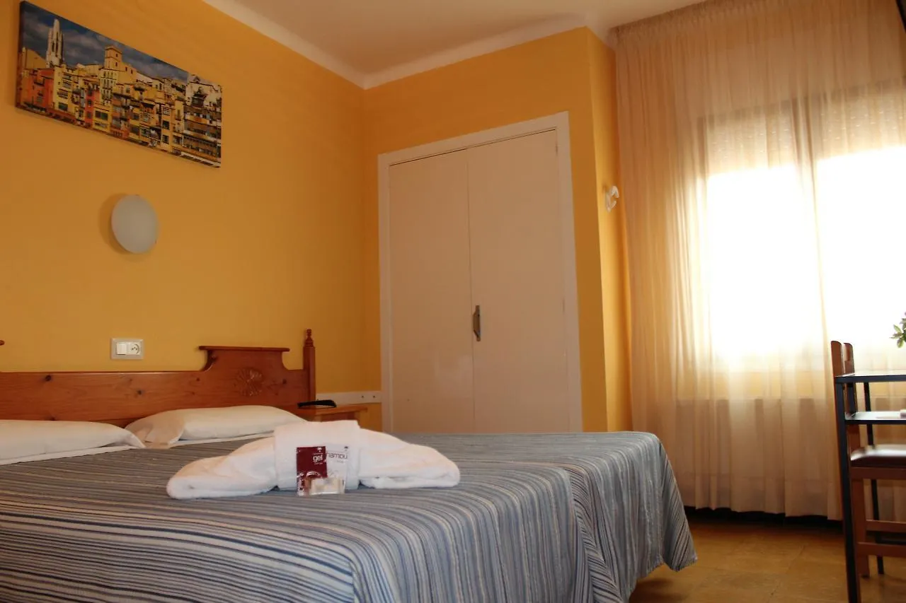 Hostal Fabrellas Caldes de Malavella