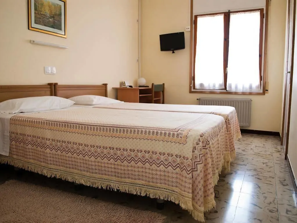 Hostal Fabrellas Caldes de Malavella