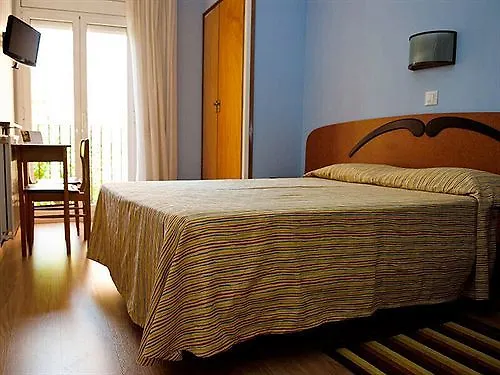 Hostal Fabrellas Caldes de Malavella 2*,  Spain